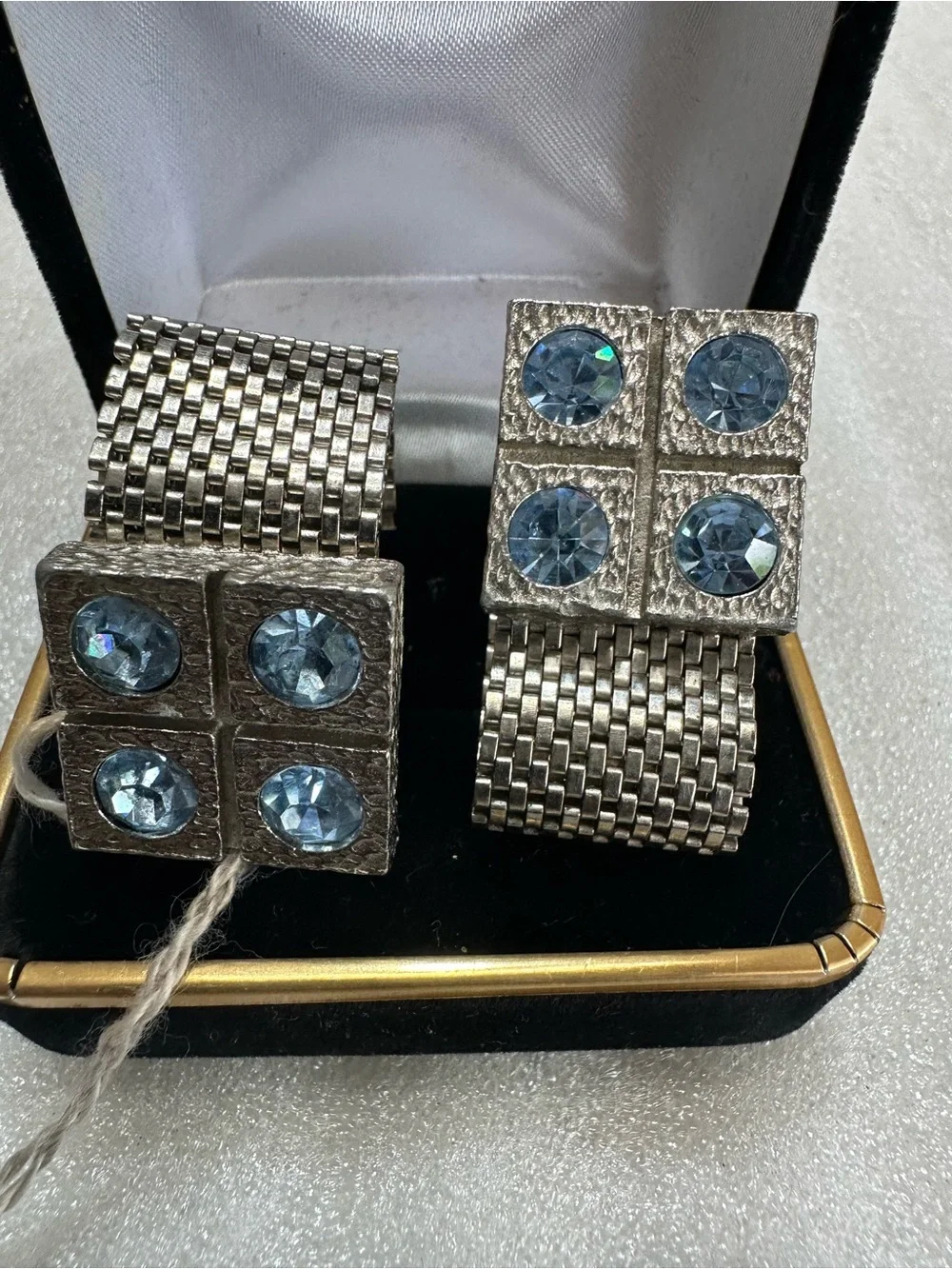 Men’s silver cufflinks with blue stones